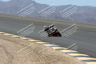 media/Apr-10-2022-SoCal Trackdays (Sun) [[f104b12566]]/Bowl (11am)/